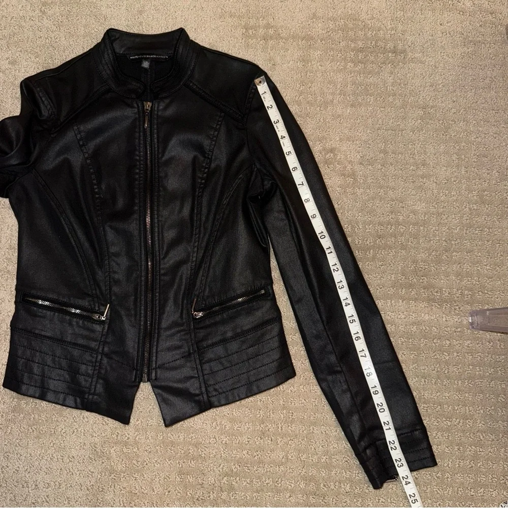 White House Black Market WHBM Black Coated Denim Moto Jacket Size 0